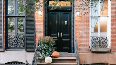 Door jamb vs door frame